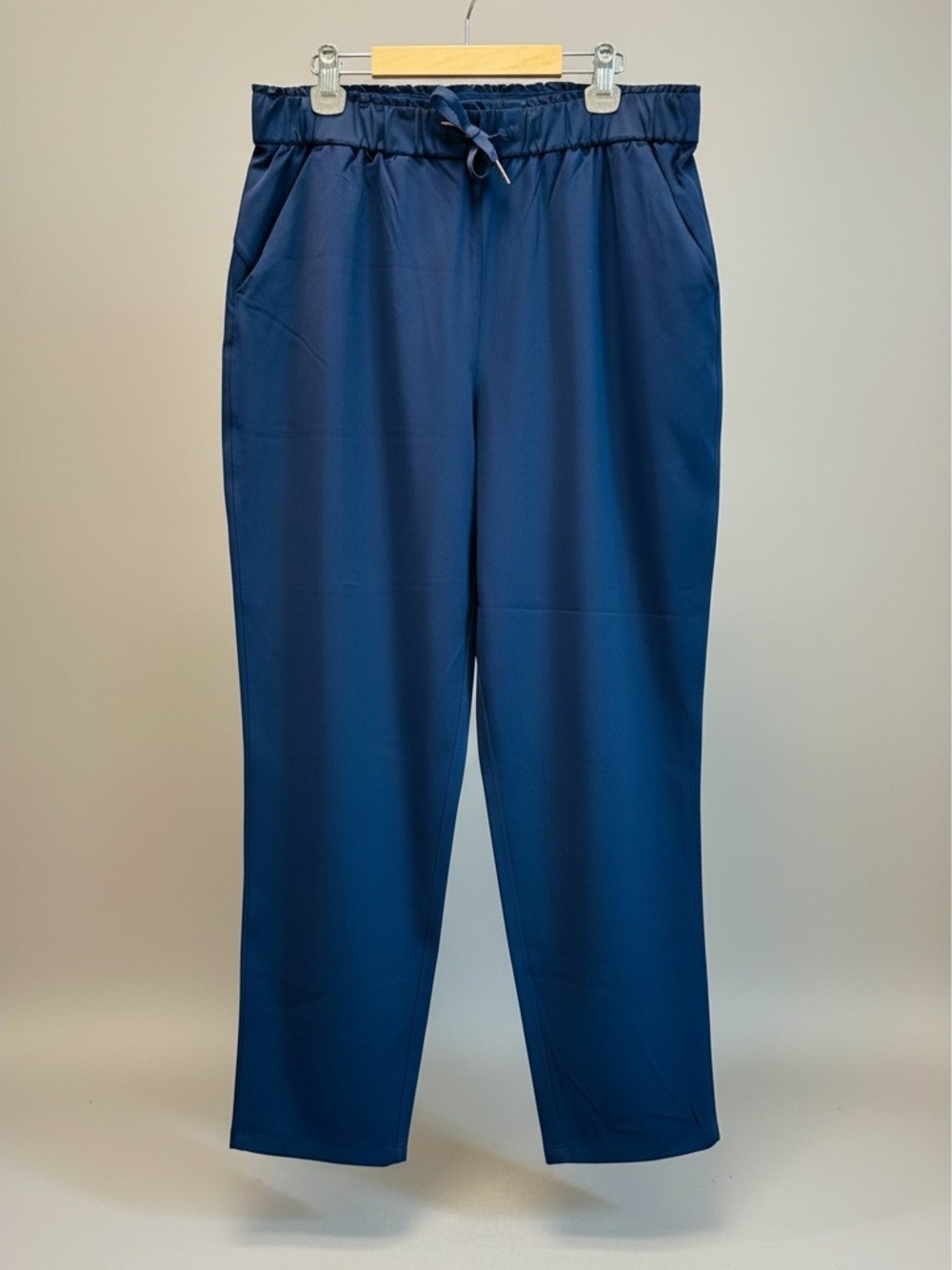 lululemon athletica Women's Navy Straight-Leg Drawstring Pants - Picture 2 of 3